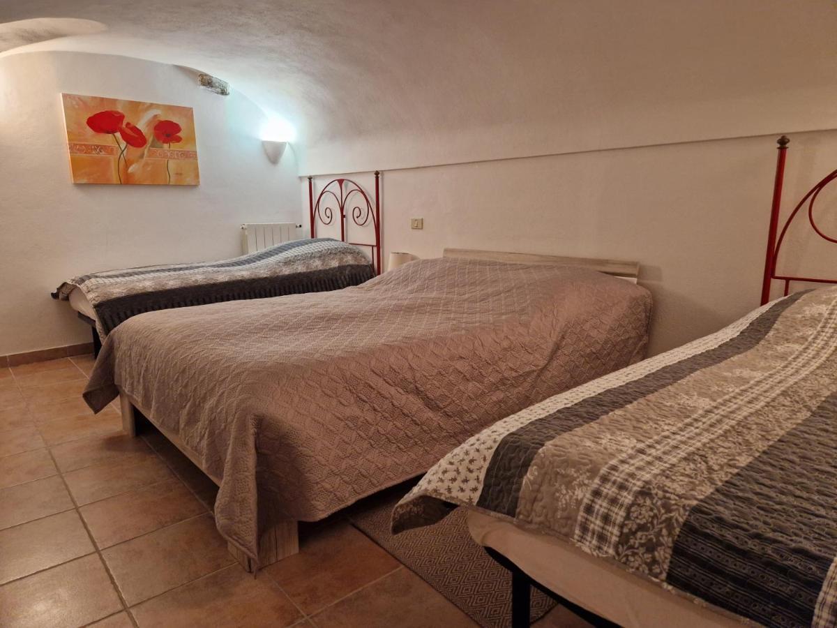 Casa Del Gufo Apartment Perinaldo Екстериор снимка